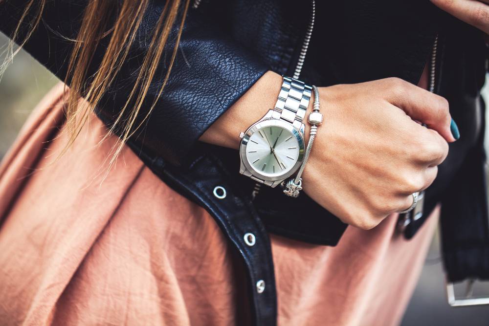 The Difference Between Fashion Watches and Luxury Watches 